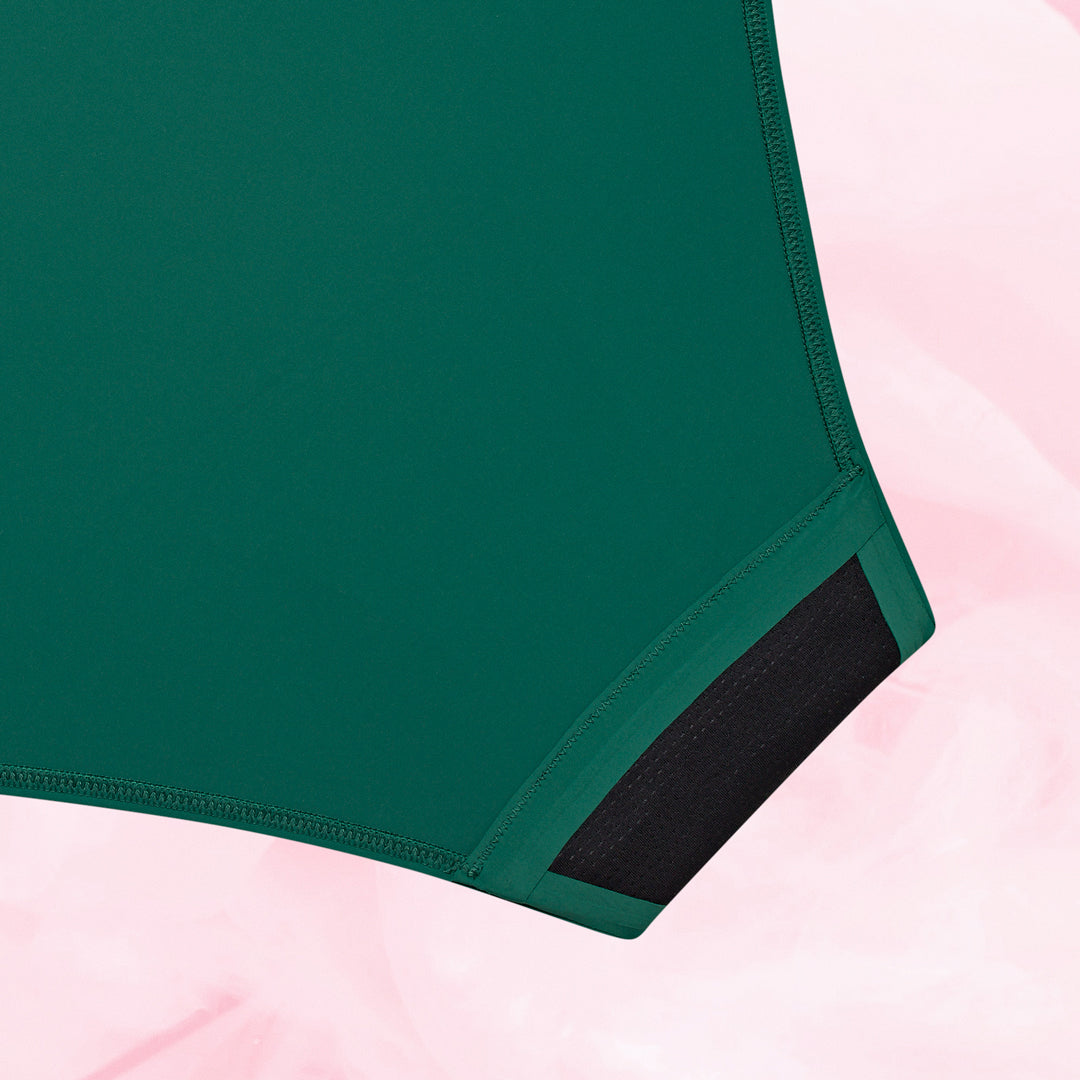 High Waist Lite Mens Menstruse med myk stoff og forsterket søm.