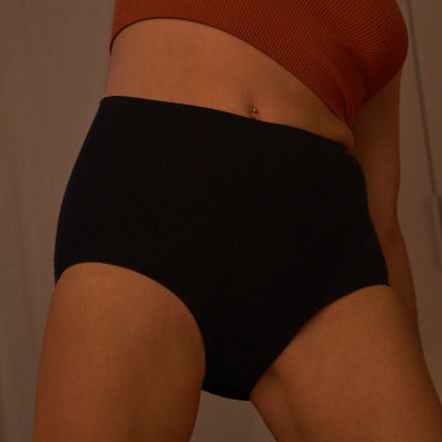 Sleepwear High Waist Menstruse med forlenget kile