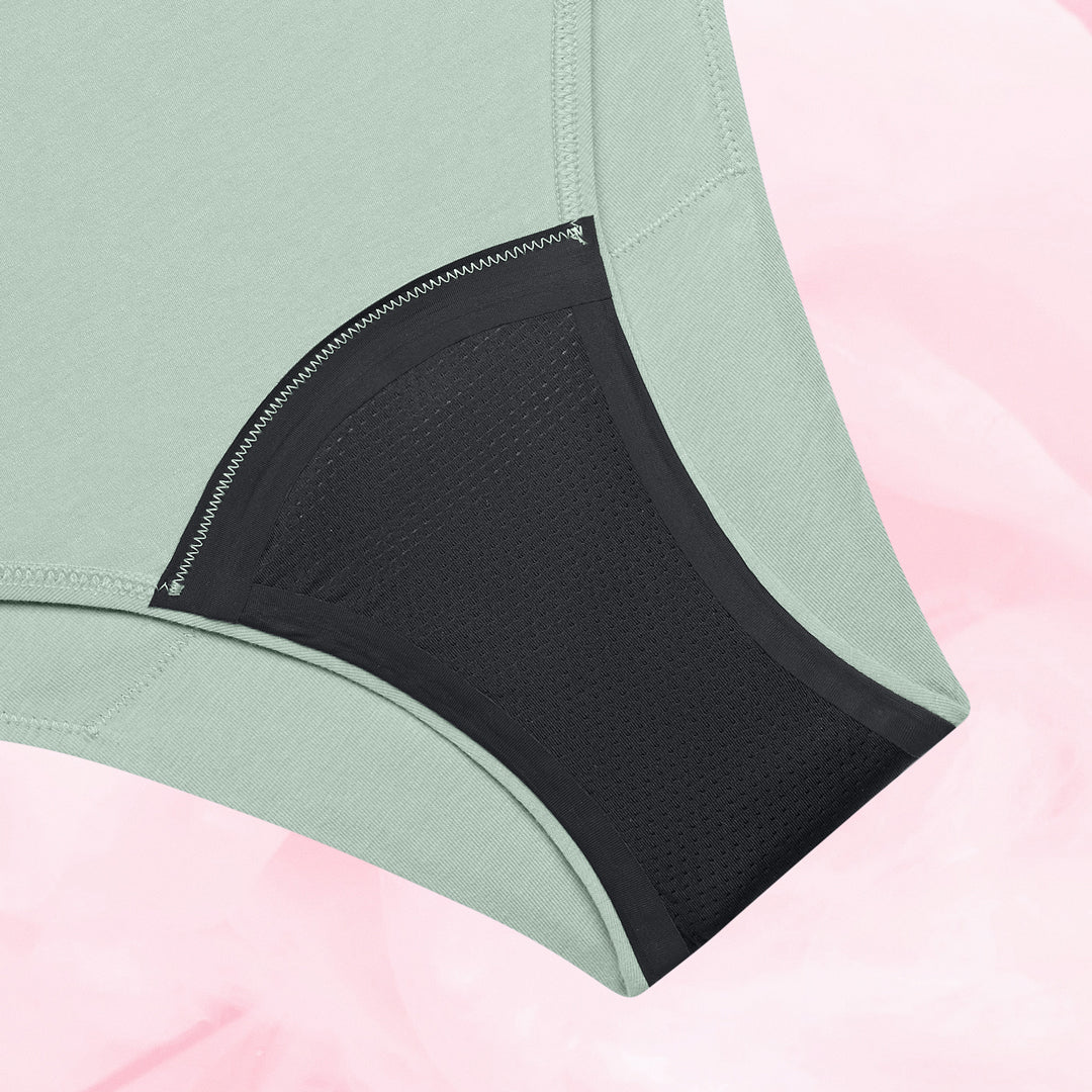 ComfortFit Essentials Brazilian for heavy flow, breathable, and OEKO-TEX® certified.