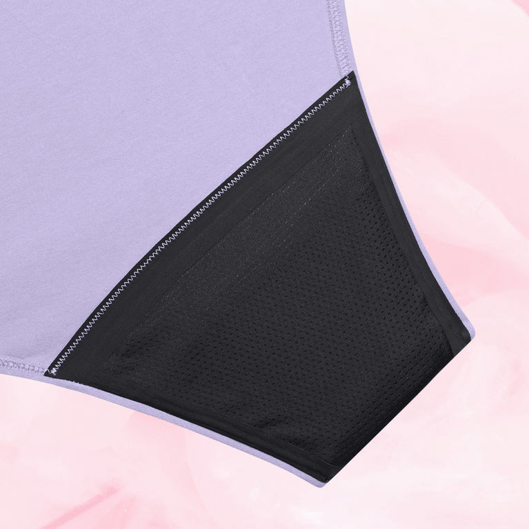 ComfortFit Essentials Brazilian for kraftig mens med pustende mesh kile.