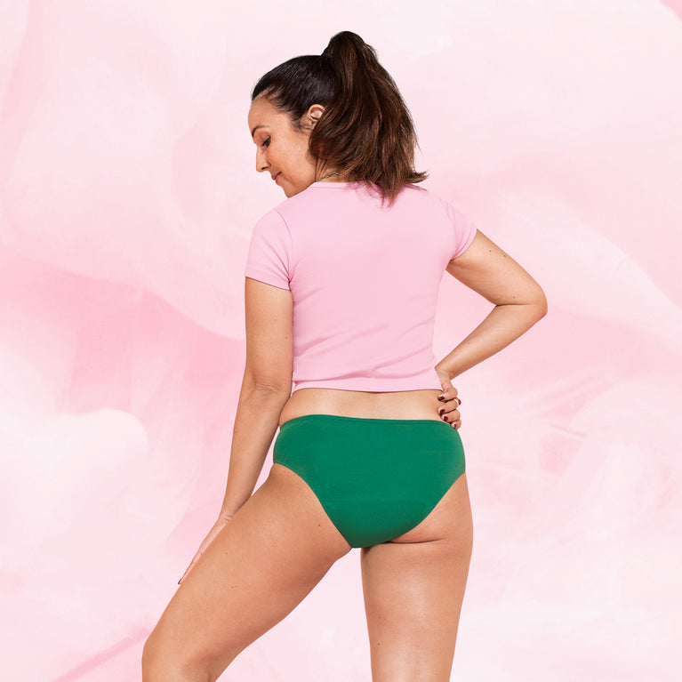 ComfortFit Essentials Brazilian for heavy flow, featuring OEKO-TEX® certified, breathable design.
