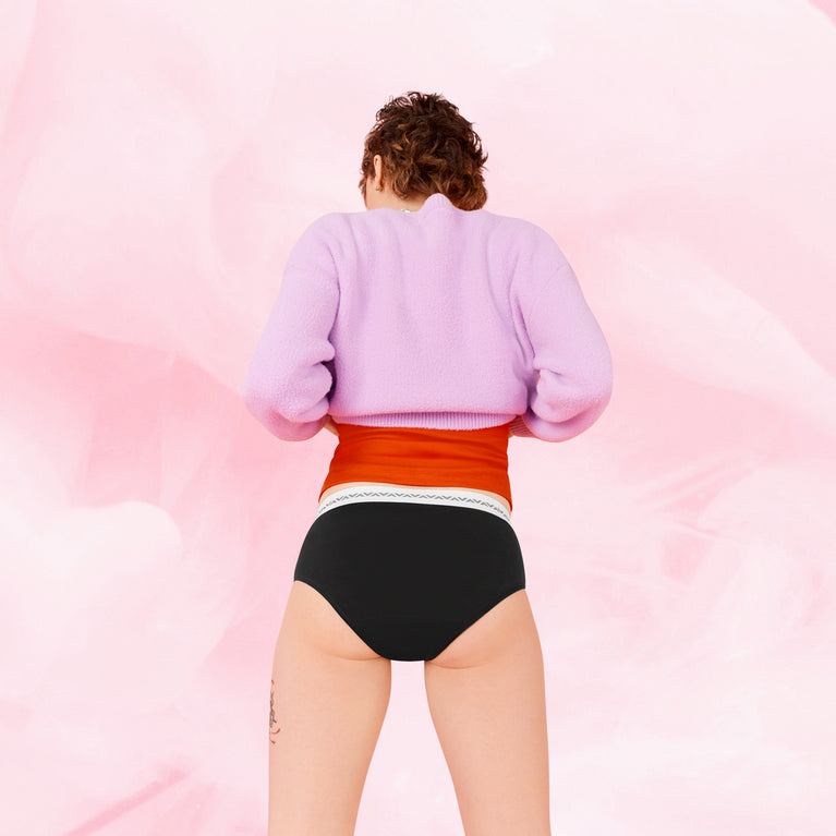 ComfortFit Essentials Hipster Logo menstruse with mid-waist, eco-friendly materials.