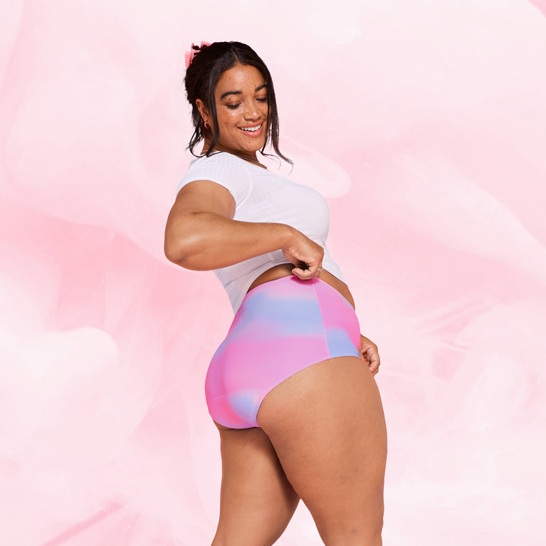 High Waist Middels Mens Menstruse with a comfortable high waistband.