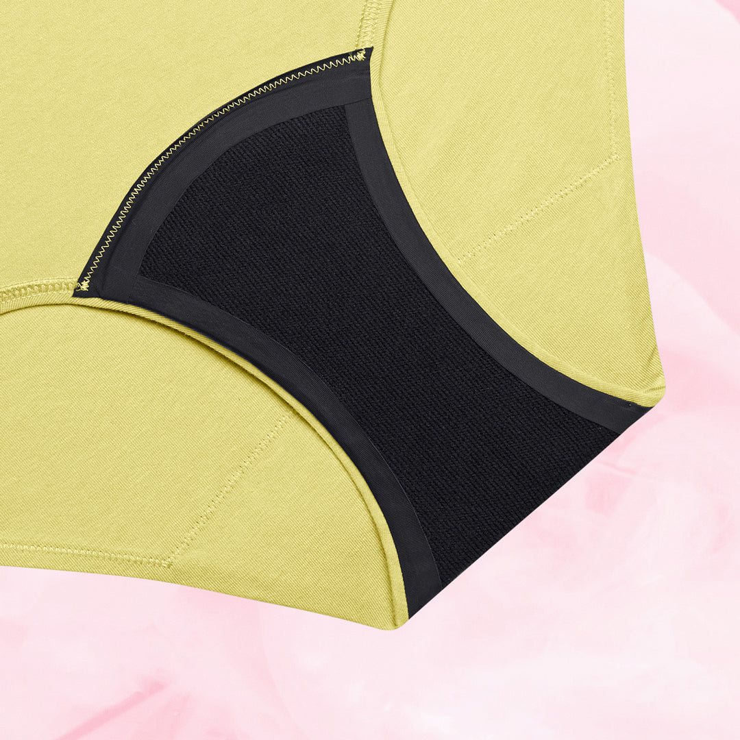 ComfortFit Essentials Hipster, breathable menstrual underwear with ComfortFit for light flow.