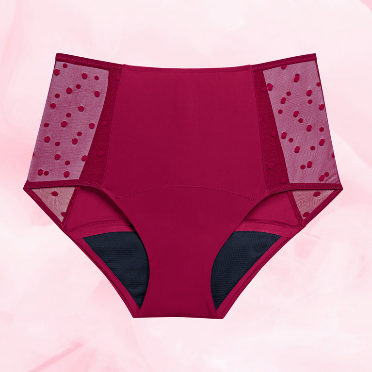 High Waist Dots Kraftig Mens Menstruse with high waist and side dots.