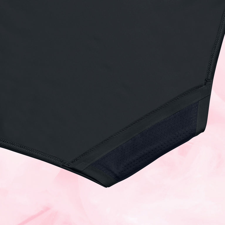 High Waist Floral Lite Mens Menstruse with high waist and lace sides.