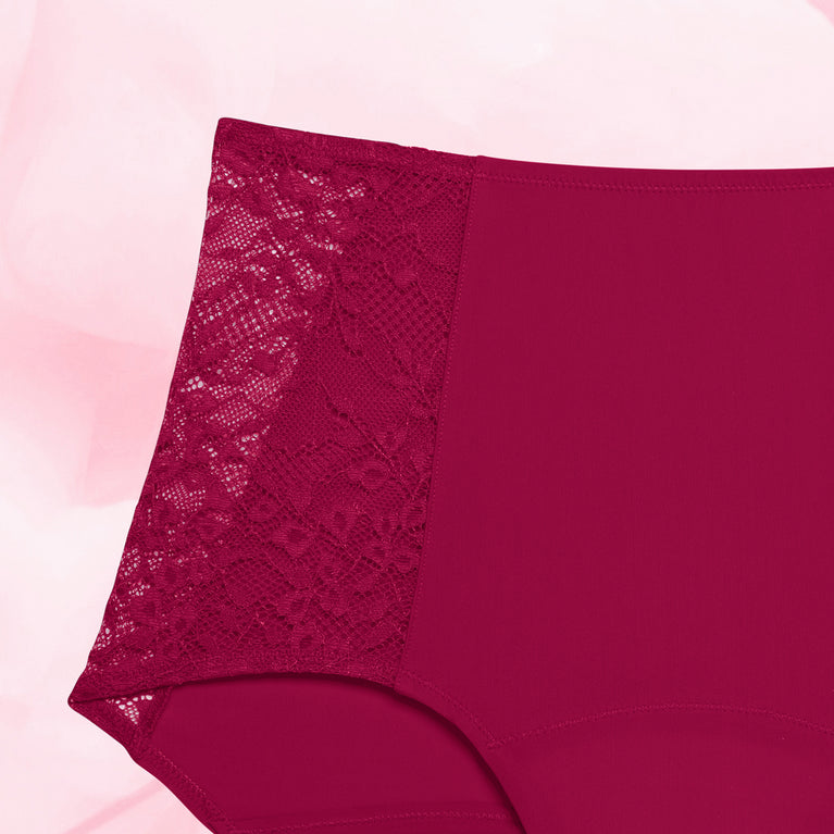 High Waist Floral Middels Mens Menstruse with lace sides and high waist.
