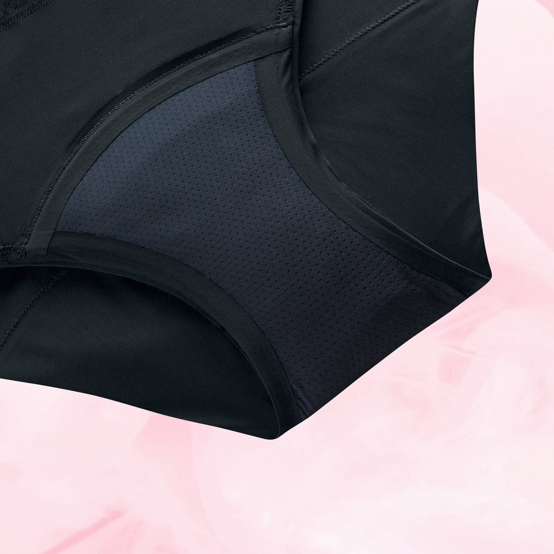 Hipster Full Lace Kraftig Mens Menstruse, designed for heavy menstrual flow.