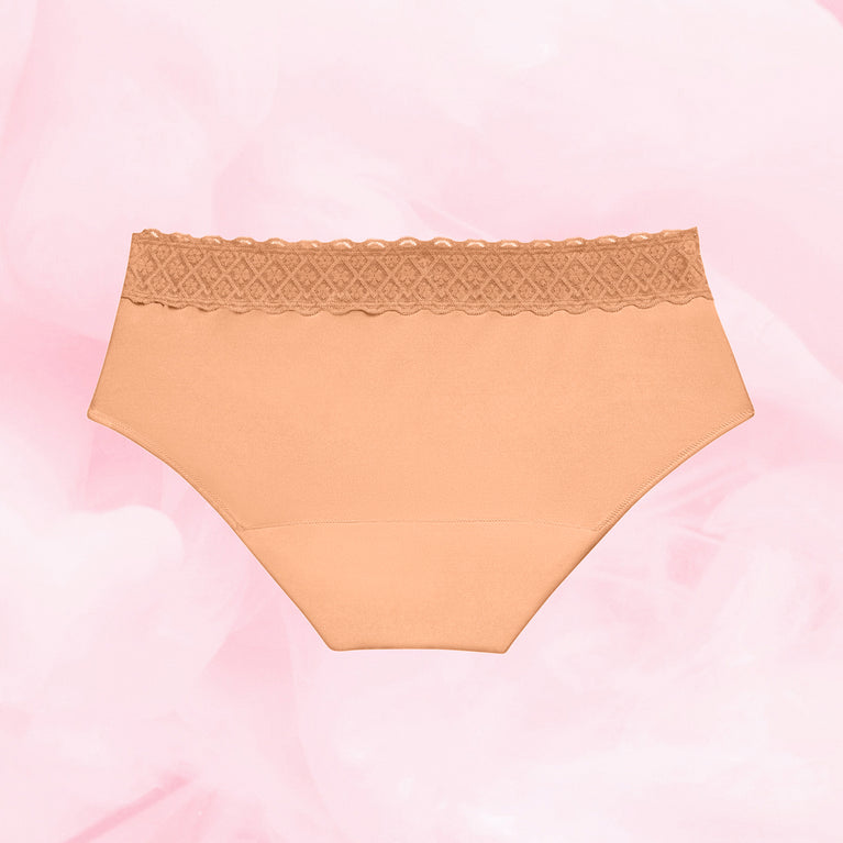 Hipster Full Lace Middels Mens Menstruse with lace trim and absorbent crotch.
