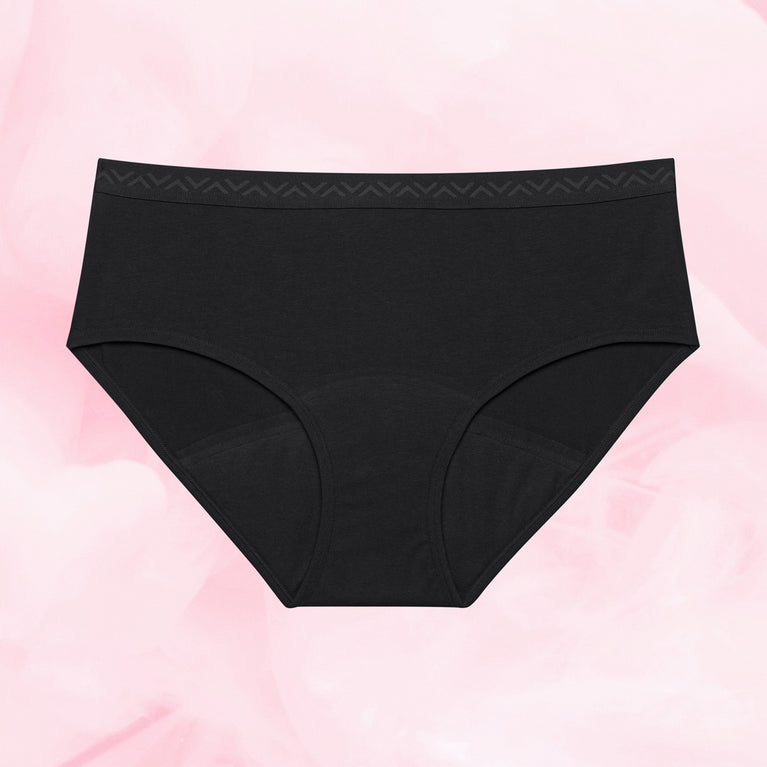 Teen Hipster Heavy menstrual underwear (3-pack) displayed in a set.