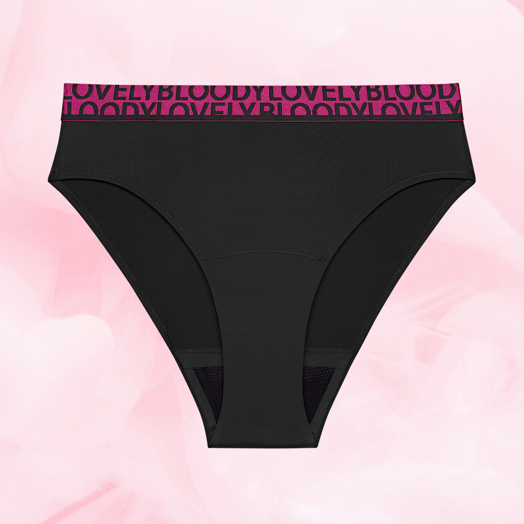 ComfortFit High Leg kraftig mens truse, svart med magenta elastisk linning.