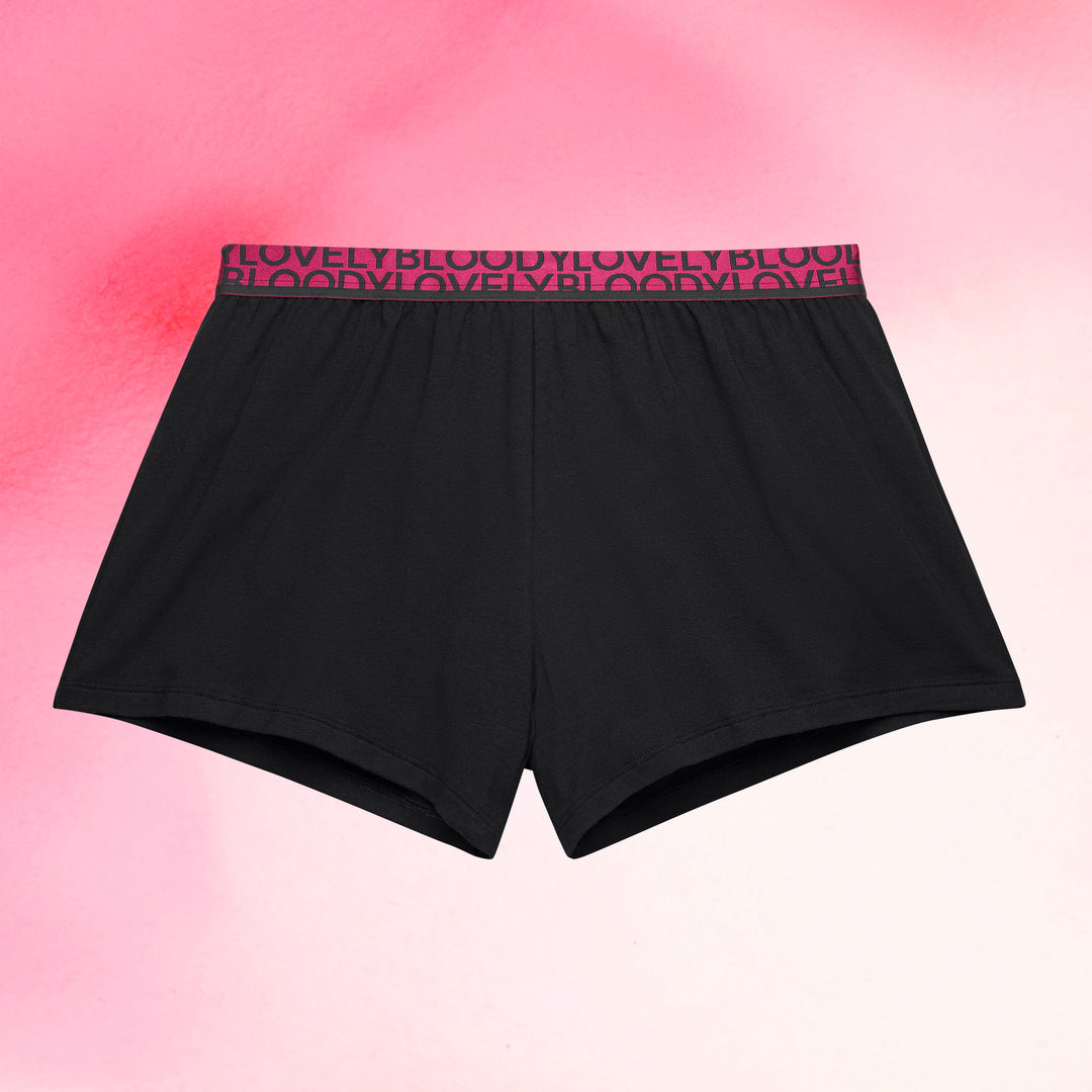 Sleepwear
      Nattsleepwear-shorts-menstruse-med-forlenget-kile